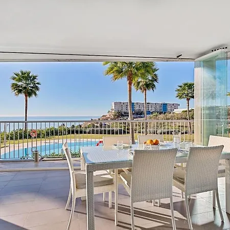 Ocean & Pool View 3-bedroom Apt. Apartment Malaga