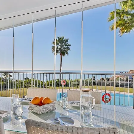 Apartment Ocean & Pool View 3-bedroom Apt.